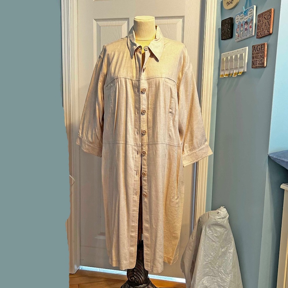 DRESS, LINEN BLEND, LIGHT BEIGE, SIZE 22, LONG LENGTH, SHIRT COLLAR, 4 POCKETS,